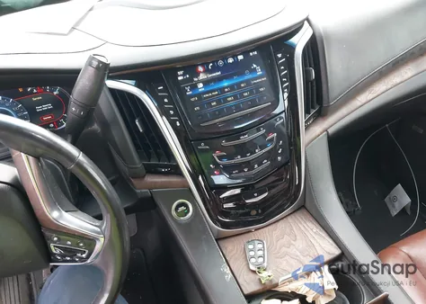 2019 Cadillac Escalade Esv Premium Luxury z USA, uszkodzony, nr VIN 1GYS3JKJ6KR310285